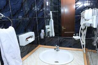 Отель Musa Ler Hotel Yerevan Ереван Стандартный двухместный номер с 2 отдельными кроватями-3